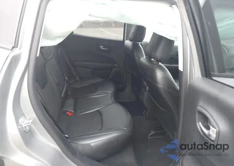 2019 Jeep Compass Latitude 4X4 из США, поврежденный, VIN 3C4NJDBB3KT723470